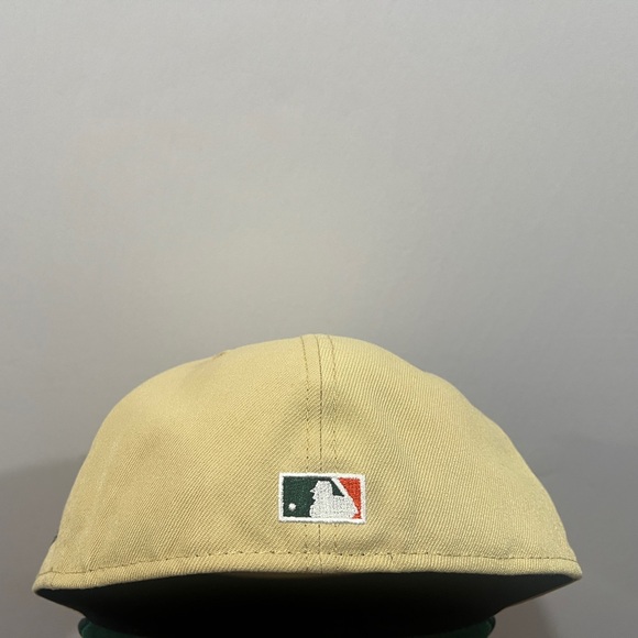 New Era, 59Fifty Fitted Hat, Boston Red Sox, St Patrick’s Day - Picture 8 of 11